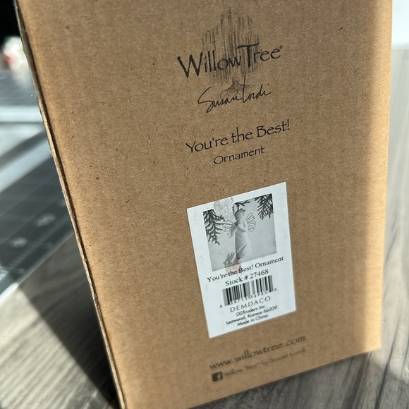 Willow Tree Angel Apple Ornament You're the Best hand carved by Susan Lordy - Picture 10 of 13